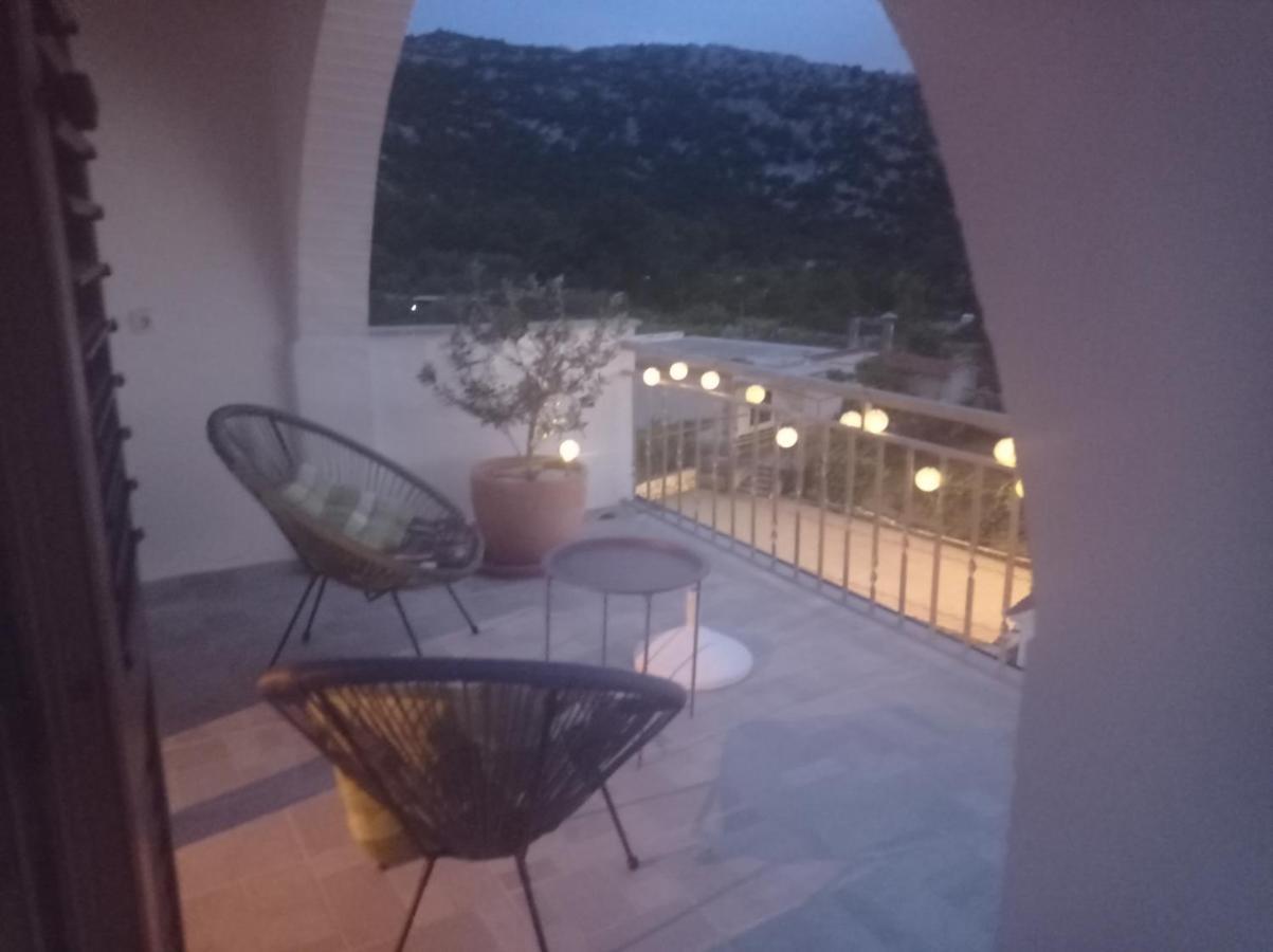 Holiday Home Horizonte With Jacuzzi Gornja Brela Exteriör bild